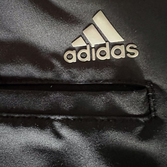 ADIDAS golf shorts 🏌️♂️like NEW condition - Picture 4 of 8
